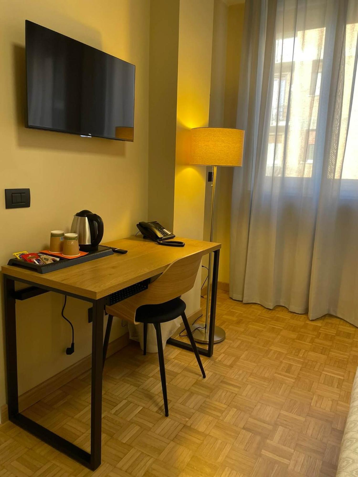 La Galleria Lodge Parma Esterno foto